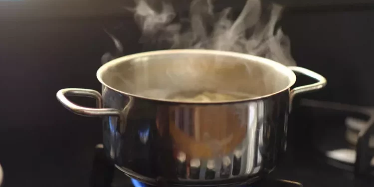 Sale la bolletta del gas per vulnerabili, a giugno +1,7%