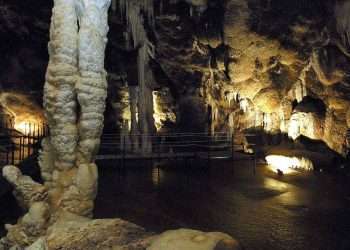 Iglesias, istituito il monumento naturale “Grotta Santa Barbara”