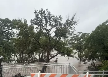 Alluvione in Texas: 24 morti e una ventina di dispersi