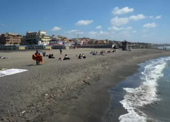 Scompaiono bollini rossi per il caldo, giovedì Italia tutta verde