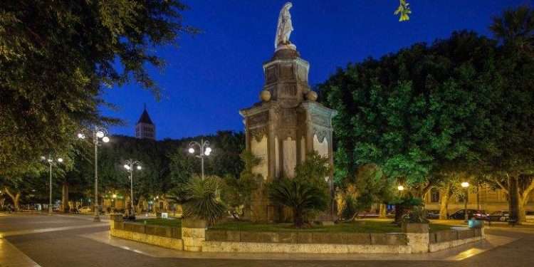Cagliari, da giovedì 24 a sabato 26 luglio 2025 temporanee modifiche alla circolazione in Piazza del Carmine