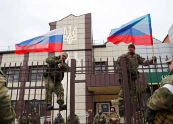 Mosca accelera avanzata in Ucraina per il terzo mese: liberata Lugansk