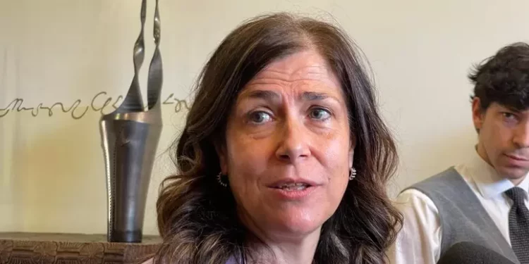 Todde, ‘mega impianto fotovoltaico a Cagliari non si farà’