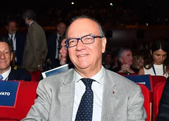 Valditara, prossimo anno scolastico assumiamo 54mila professori