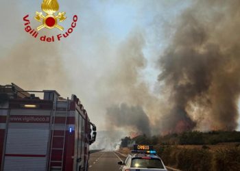 Fiamme a Birori: chiusa la SS 131