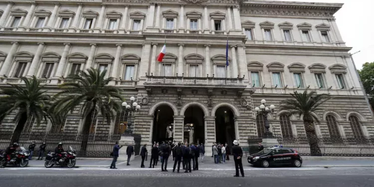 Bankitalia, +1,8% i prestiti alle famiglie a giugno