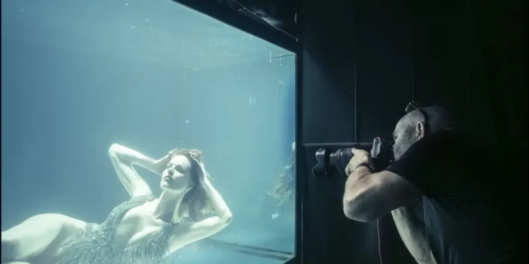 Eva Herzigova e Luisa Ranieri tra le protagoniste del calendario Pirelli 2026