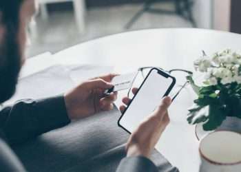 Fino 22mila euro per finti viaggi a Sharm. Denunciato truffatore seriale