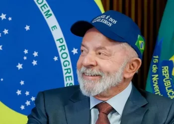 Brasile, Lula avvia il processo di ritorsione contro dazi Usa