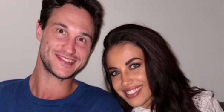 Paura per Elonora Boi, la giornalista e moglie di Gallinari morsa da uno squalo a Porto Rico