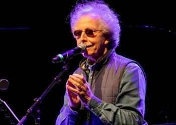 Concato: “Ho un tumore”. E annulla i concerti estivi