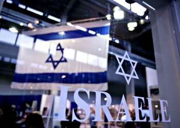 “Un milione di telefonate ogni ora”: così Israele registra tutte le conversazioni di Gaza: ecco l’unica democrazia in Medio Oriente