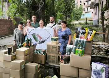 Vento dell’Est in missione nel Donbass: consegnati aiuti umanitari