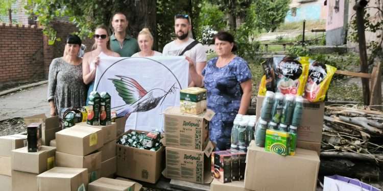 Vento dell’Est in missione nel Donbass: consegnati aiuti umanitari