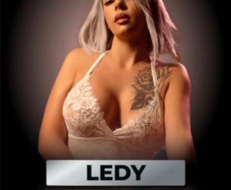 La sexystar Ledy Fenech arriva a Sanluri: spettacoli il 19 e 20 settembre