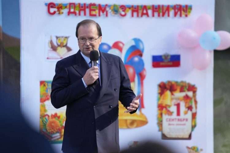 1 settembre 2025 in occasione della Giornata della Conoscenza: cerimonia alla scuola russa a Roma