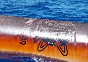 Allarme a Lampedusa: individuato in mare relitto bellico con scritte in Ebraico