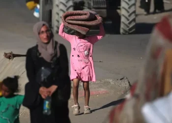 Pulizia etnica a Gaza City, 400 mila palestinesi scappano dalla città