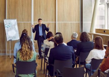 Pedagogisti ed educatori professionali, l’assessora Motzo: “Pedagogia e pubblica amministrazione: lavorare con passione per il benessere collettivo”