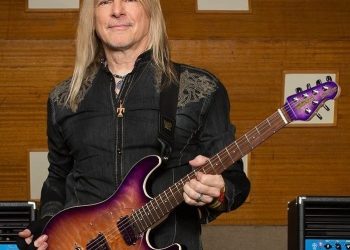 Steve Morse Band annunciano il nuovo album “Triangulation”
