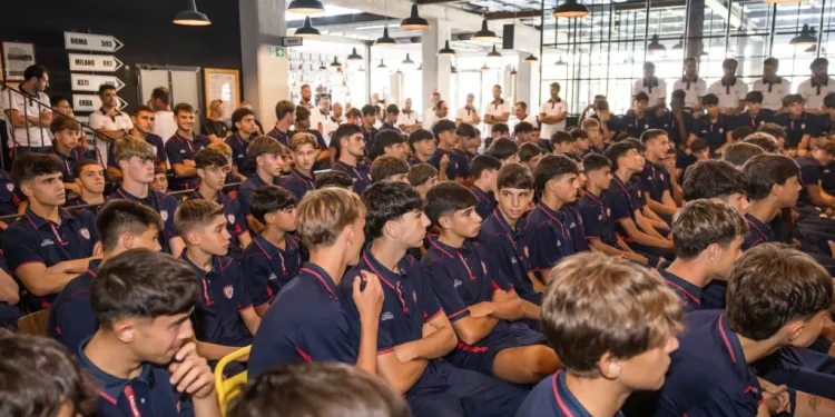 Calcio, il Cagliari presenta il Settore Giovanile