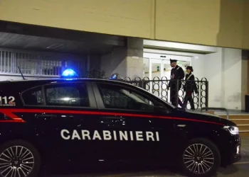 Maltrattamenti, allontanati da casa un 67enne e un 58enne