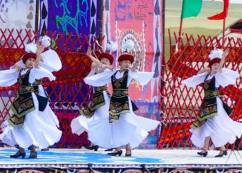 Cagliari incontra il Kirghizistan: festa alla Manifattura Tabacchi