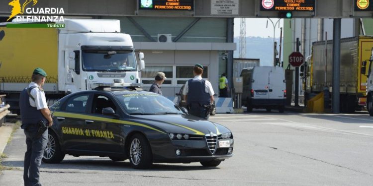 Bancarotta fraudolenta nel settore della cantieristica navale: Buco di 8 milioni di euro