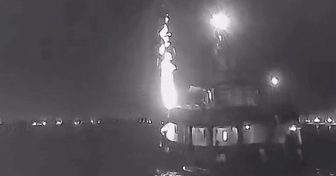 Attaccate le navi della Global Sumud Flotilla: danneggiate alcune imbarcazioni nelle acque internazionali