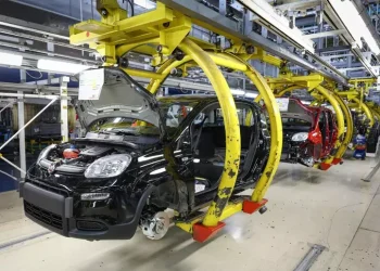 In Europa +4,7% le vendite di auto in agosto, cresce Stellantis