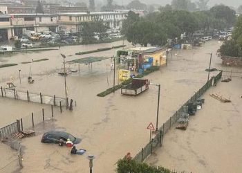 Maltempo sull’isola d’Elba, Portoferraio allagata dopo un nubifragio