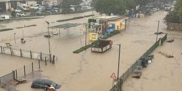 Maltempo sull’isola d’Elba, Portoferraio allagata dopo un nubifragio