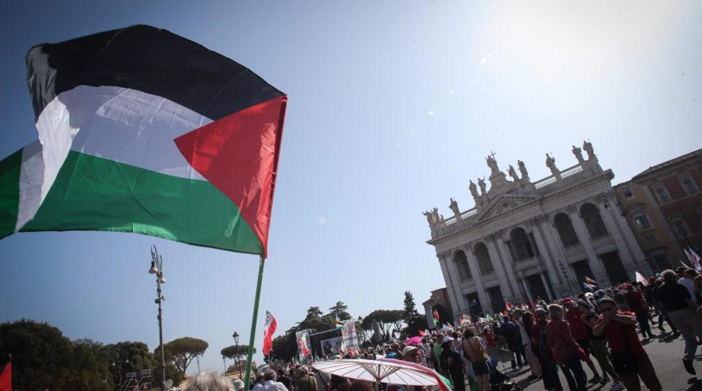 Sciopero generale per Gaza il 22 settembre: dalla scuola ai trasporti, i settori coinvolti