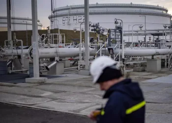 La Russia fornirà altro petrolio alla Cina