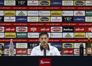 Calcio: Pisacane, rotazioni nel Cagliari ma attenti al Frosinone