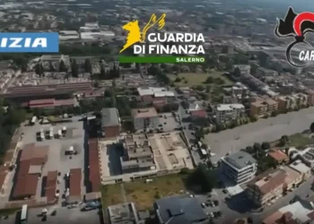 Camorra, droga ed estorsioni in 5 regioni: maxi operazione all’alba, 88 misure cautelari