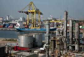 Attivisti contro Israele al porto di Marghera: annunciato blocco