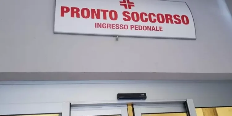 Bambino di 7 anni cade dalla finestra di una scuola, è in rianimazione