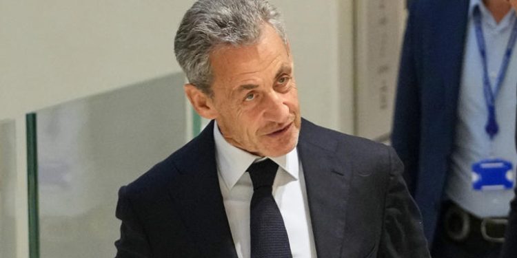 Francia, Nicolas Sarkozy dichiarato colpevole di associazione a delinquere
