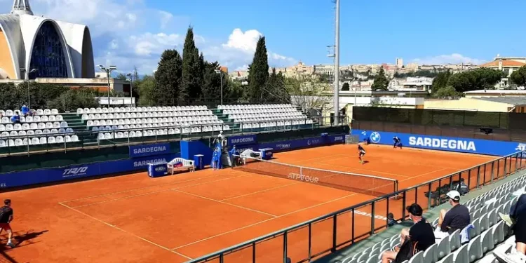 Tennis, via ai campionati italiani di 2/a categoria a Cagliari