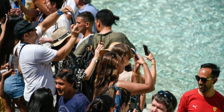 Italia regina d’Europa per turismo estivo con 60 milioni di presenze