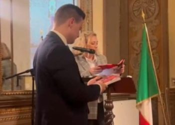 Roma, incontro delle Associazioni russe con l’Ambasciatore Paramonov: regalato il libro “La Spiga nell’occhio”