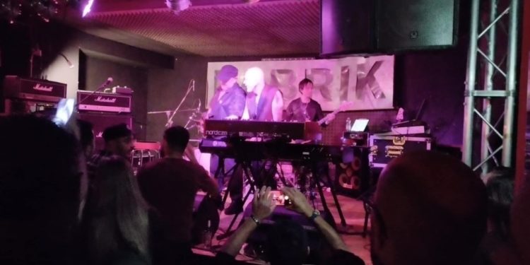 Grande successo del tour sardo di Ghigo Renzulli: il video