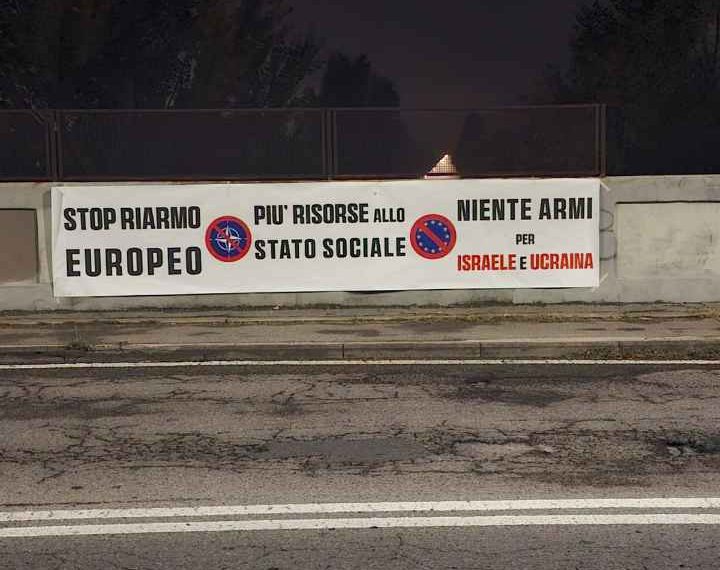 Modena, campagna contro il riarmo in tutta la città