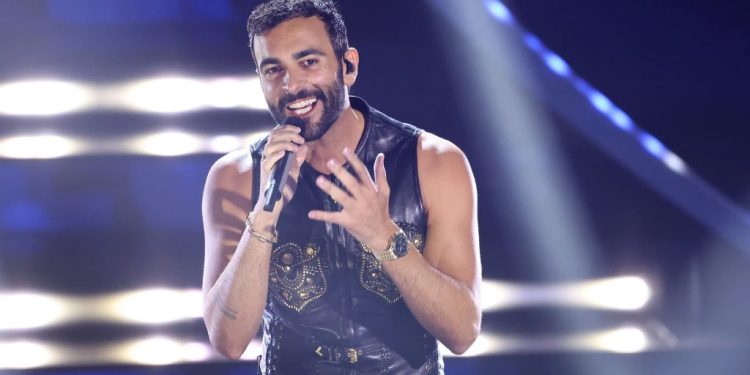 Marco Mengoni sarà la star del Capodanno a Olbia: due anni fa era a Cagliari
