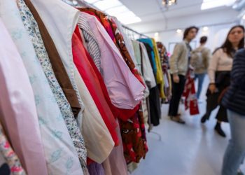 Torna Retrograde, il garage sale di East Market dedicato all’abbigliamento vintage