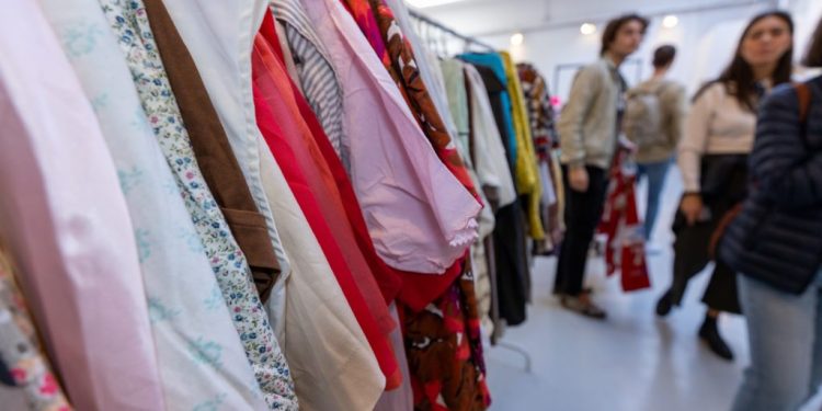 Torna Retrograde, il garage sale di East Market dedicato all’abbigliamento vintage