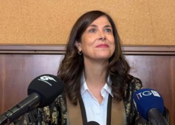 Todde, “pietra tombale su decadenza”