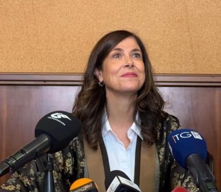 Todde, “pietra tombale su decadenza”