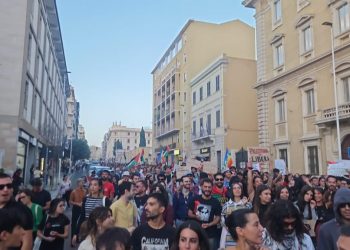 Palestina, sono migliaia gli studenti e attivisti in corteo a Cagliari